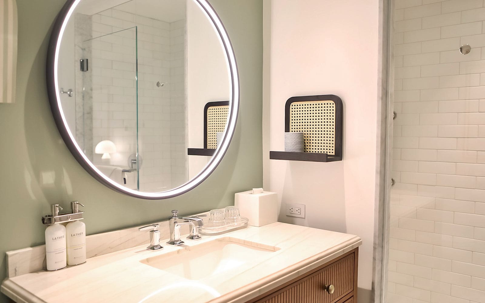 Victorian Oceanfront Balcony – Mobility Accessible with Roll-in Shower